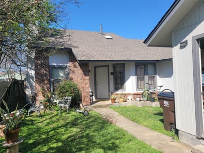 Living area at 1804 Rawhide Dr - Chisholm Valley South Sec 04 Ph 02, Round Rock, TX