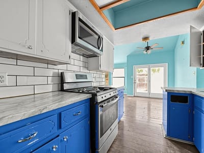 Photo 2 of 18 at 1805 Cedarlawn ST - 4 bed 2 bath home