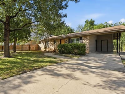 Property photo 3 at 1805 Fair Oaks DR - 3 bed 1 bath home