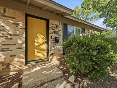 Property photo 4 at 1805 Fair Oaks DR - 3 bed 1 bath home