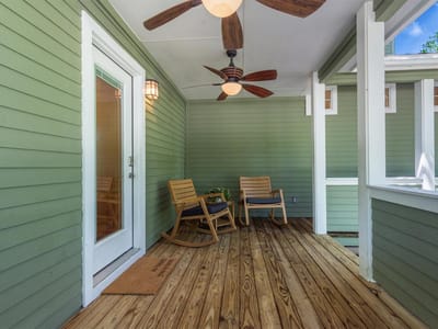 Bathroom at 1806 Eubank ST - 4 bed 3 bath home