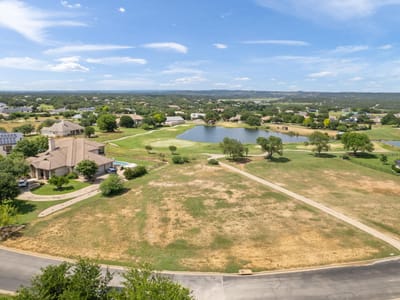 Property photo 3 at 1808 Ballinger Dr - Ranch Sec 11, Spicewood, TX