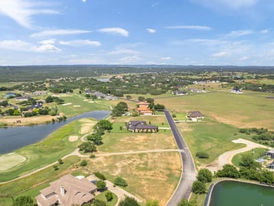 Property photo 5 at 1808 Ballinger Dr - Ranch Sec 11, Spicewood, TX