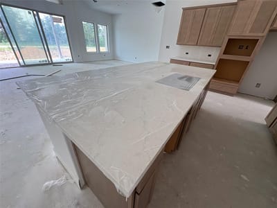 Living area at 1808 Scenic Heights LN - 3 bed 3 bath home