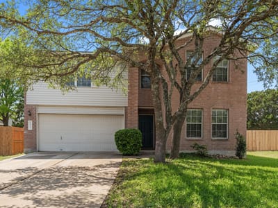 Living area at 1809 Vanderhill Cv - 4 bed 2 bath home