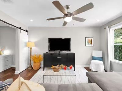 Living area at 1809 W 10th St - 3 bed 3 bath home