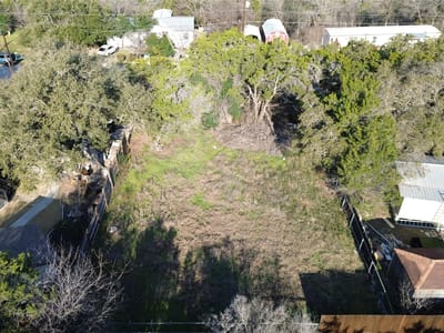 Primary bedroom at 1809 Westward Ho Trl - Apache Shores Sec 05, Austin, TX