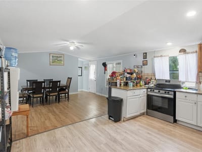 Kitchen at 181 Dobie Dr - 3 bed 2 bath home
