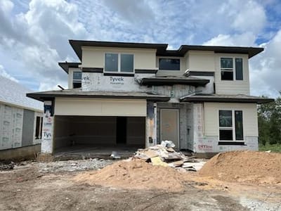 Living area at 181 Little Tenina TRL - 4 bed 4 bath home