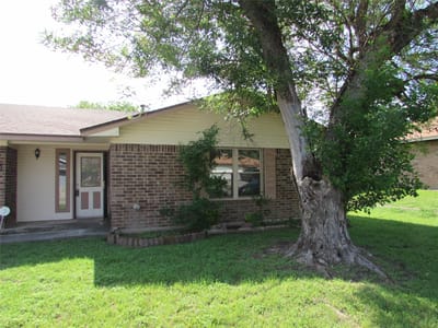 Kitchen at 1810 Gautier Ave - 3 bed 2 bath home