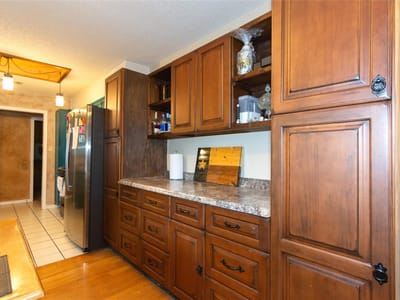 Photo 5 of 32 at 1810 Hermitage DR - 3 bed 2 bath home