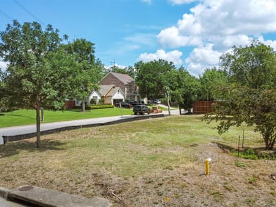 Living area at 1810 Mohle DR - Brykerwoods C, Austin, TX