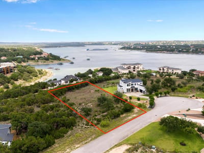 Living area at 18108 Cedar Sage CT - Waterford On Lake Travis Sec 6, Lago Vista, TX