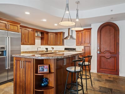 Photo 5 of 40 at 1812 West Ave Unit #202 - 2 bed 2 bath home