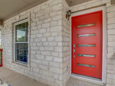 Property photo 4 at 1813 Rosenborough LN - 3 bed 2 bath home