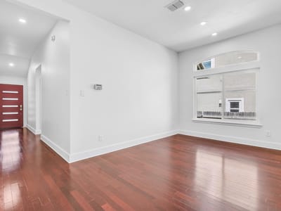 Property photo 5 at 1813 Rosenborough LN - 3 bed 2 bath home