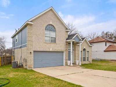 Kitchen at 1813 Whirlwind TRL - 3 bed 2 bath home
