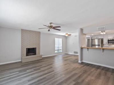 Property photo 4 at 1813A Woodland Ave - Colorado Hills Estates Sec 02, Austin, TX