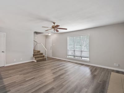 Property photo 5 at 1813A Woodland Ave - Colorado Hills Estates Sec 02, Austin, TX