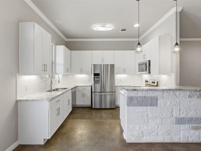 Primary bedroom at 182 Waipahoehoe DR - 4 bed 3 bath home