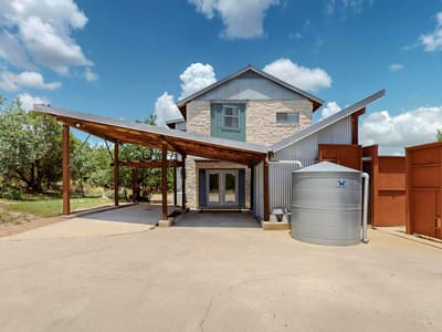 Photo 2 of 38 at 18220 Shepherds Corral - 3 bed 2 bath home