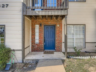 Kitchen - 1827 River Crossing Cir Unit #C Kitchen at 1827 River Crossing Cir Unit #C - 2 bed 2 bath home