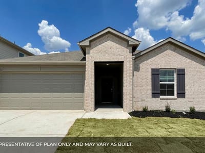 Living area at 1828 Side Buster Trl - 4 bed 2 bath home