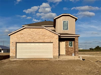Living area at 183 Bayou Mint Blvd - 3 bed 2 bath home