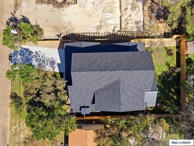 Property photo 4 at 18305 Lake Oaks DR - 4 bed 3 bath home