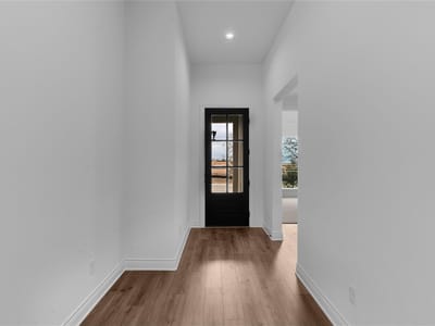 Living area at 184 William Hersee DR - 3 bed 3 bath home