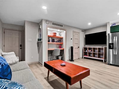 Property photo 3 at 1840 Burton Dr Unit #192 - 1 bed 1 bath home