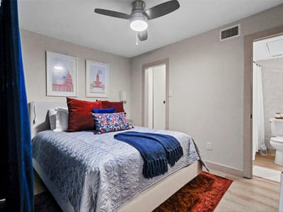 Property photo 4 at 1840 Burton Dr Unit #192 - 1 bed 1 bath home