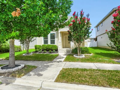 Living area at 18400 Cumberland Gap ST - 3 bed 2 bath home