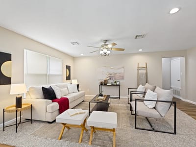 Photo 5 of 35 at 18420 Sun Haven CV - 3 bed 2 bath home