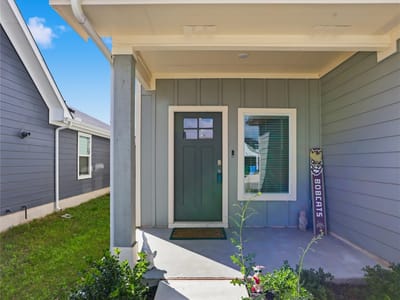 Property photo 3 at 185 Gerasa DR - 4 bed 3 bath home