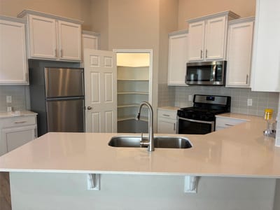 Property photo 5 at 185 Munk LN - 4 bed 3 bath home