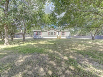 Living area at 185 Peace Pipe - 3 bed 2 bath home