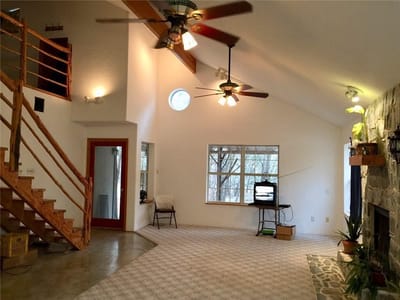 Living area at 1850 N Rainbow Ranch RD - 3 bed 2 bath home