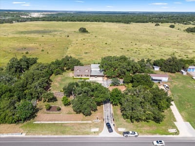 Living area at 1850 S Fm 1626 Hwy - 3 bed 2 bath home