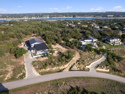 Living area at 18509 Sugar Maple Dr - Waterford On Lake Travis Sec 4, Lago Vista, TX