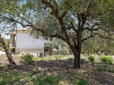 Property photo 5 at 18510 Lakehead CIR - Point Venture Sec 01, Lago Vista, TX