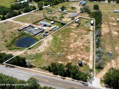 Property photo 2 at 1856 Fm 2104 Highway - Grassyville, Paige, TX