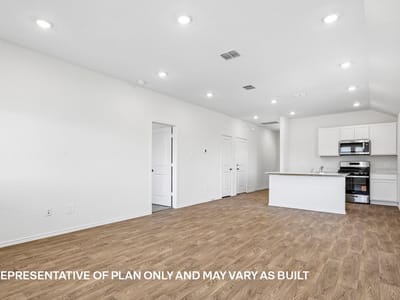Property photo 4 at 186 Orange Flame Blvd - 2 bed 2 bath home