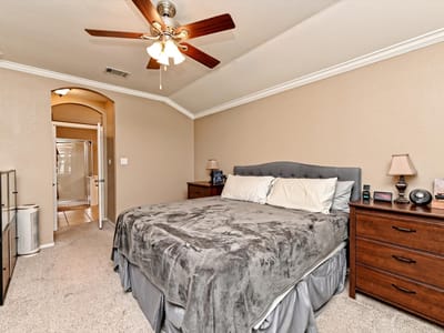 Primary bedroom at 18608 Royal Pointe DR - 3 bed 2 bath home
