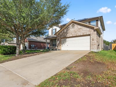 Property photo 3 at 18644 Dry Pond DR - 4 bed 2 bath home