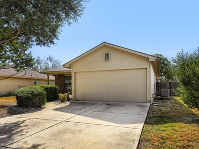 Property photo 3 at 187 Ames CV - 3 bed 2 bath home