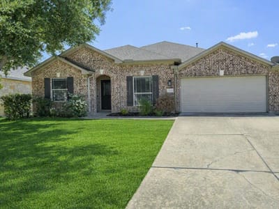 Property photo 2 at 18705 Deep Water DR - 4 bed 2 bath home