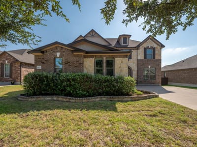 Property photo 2 at 18724 Star Gazer WAY - 4 bed 2 bath home