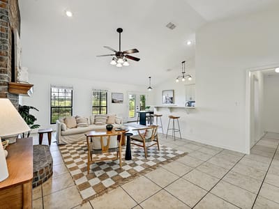 Living area at 188 Turkey RUN - 3 bed 2 bath home