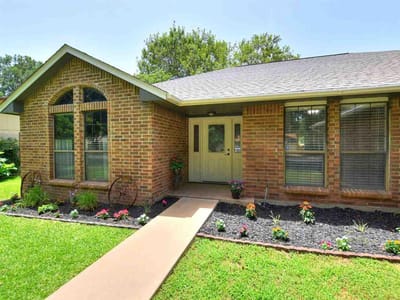 Living area at 188 Turkey RUN - 3 bed 2 bath home